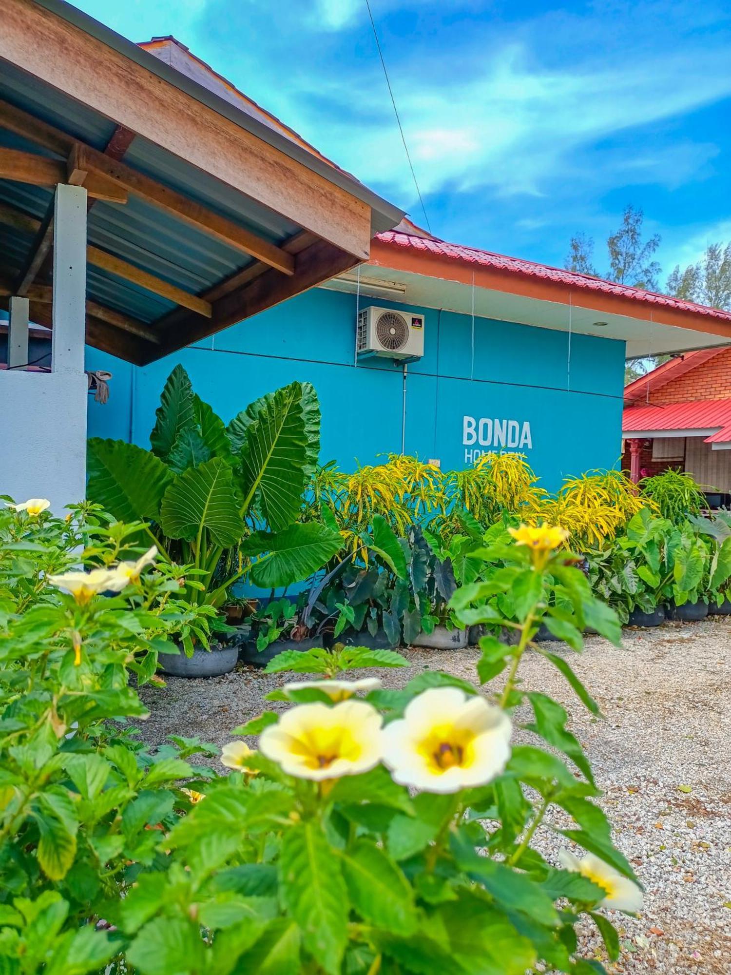Bonda Langkawi Pantai Cenang (Langkawi)